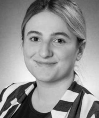 Portrait Azra Bekiri, Beratung User Experience Ausbildung