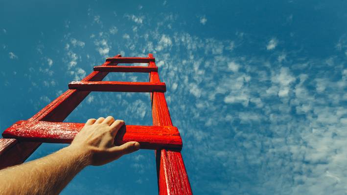 Create solutions for tomorrow Masters in Tourism Management leads to a successful future: a ladder leading to sky