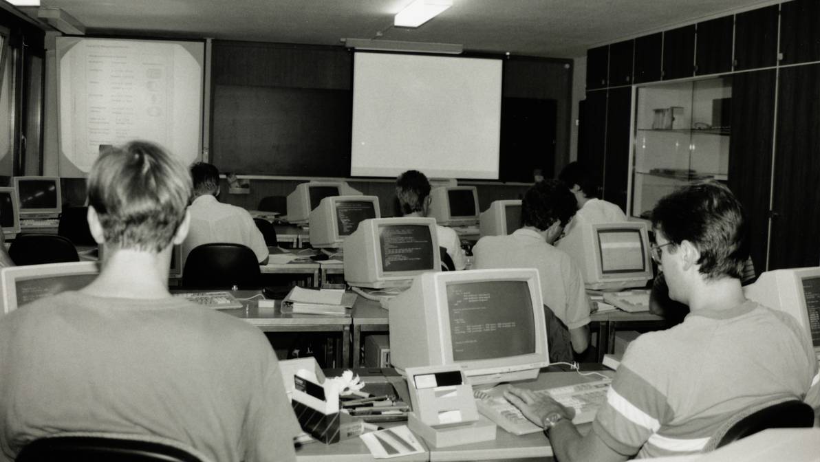 Sei decenni SUP Grigioni a beneficio delle studentesse e degli studenti, dell’economia e della società. (1980-1989)