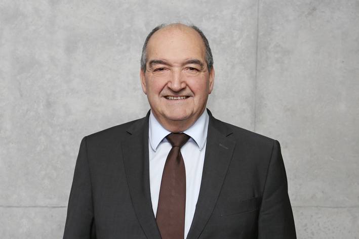 Ludwig Locher Ludwig Locher ehemaliger Hochschulratpräsident