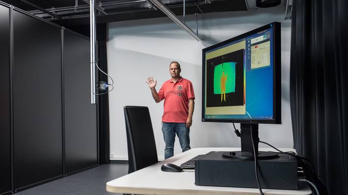 Photonics- und Optoelektronik-Labor Time-of-Flight Kamera auf Linearantrieb
