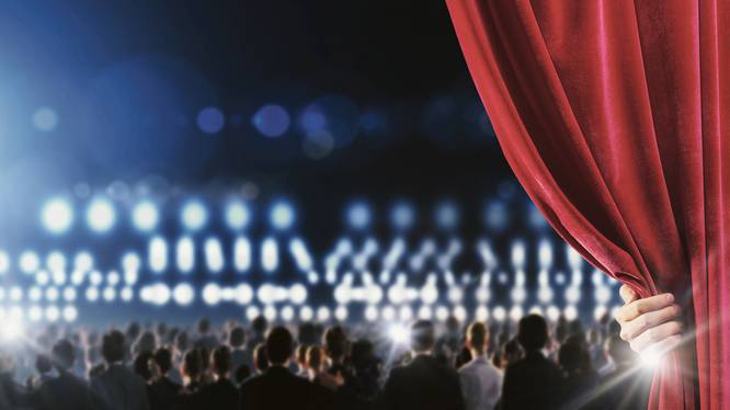 CAS Event Management Vorhang mit Publikum: Imagebild des CAS Event Management