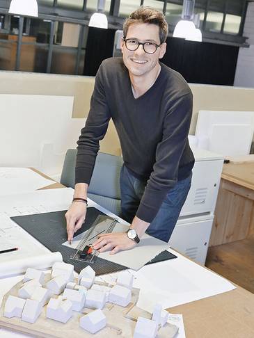 Christian Baerlocher Christian Bärlocher, Absolvent